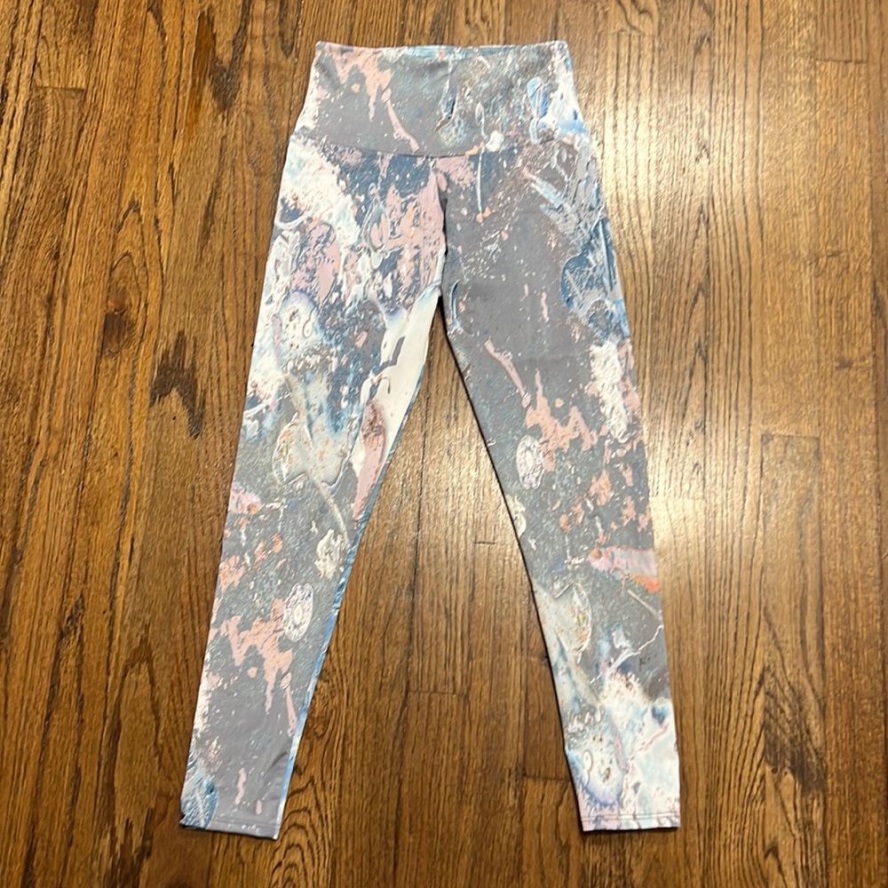 Onzie Peloton Leggings NWOT